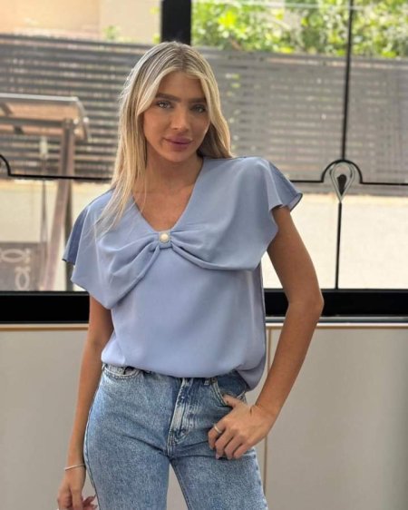 بلوزة ناعمة